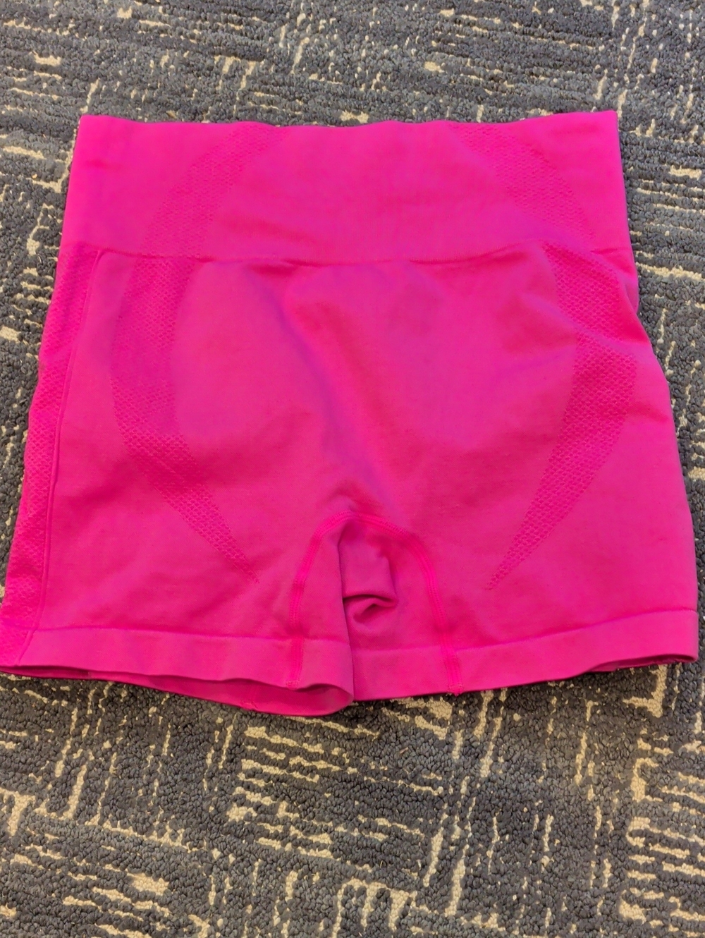 High-Waist Hot Pink Women’s Seamless Workout Biker Shorts • Size Medium